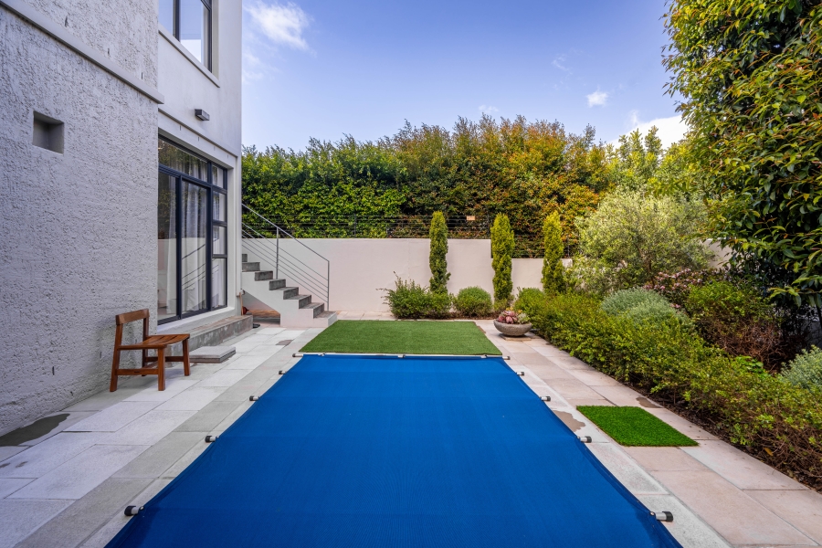 3 Bedroom Property for Sale in Higgovale Western Cape